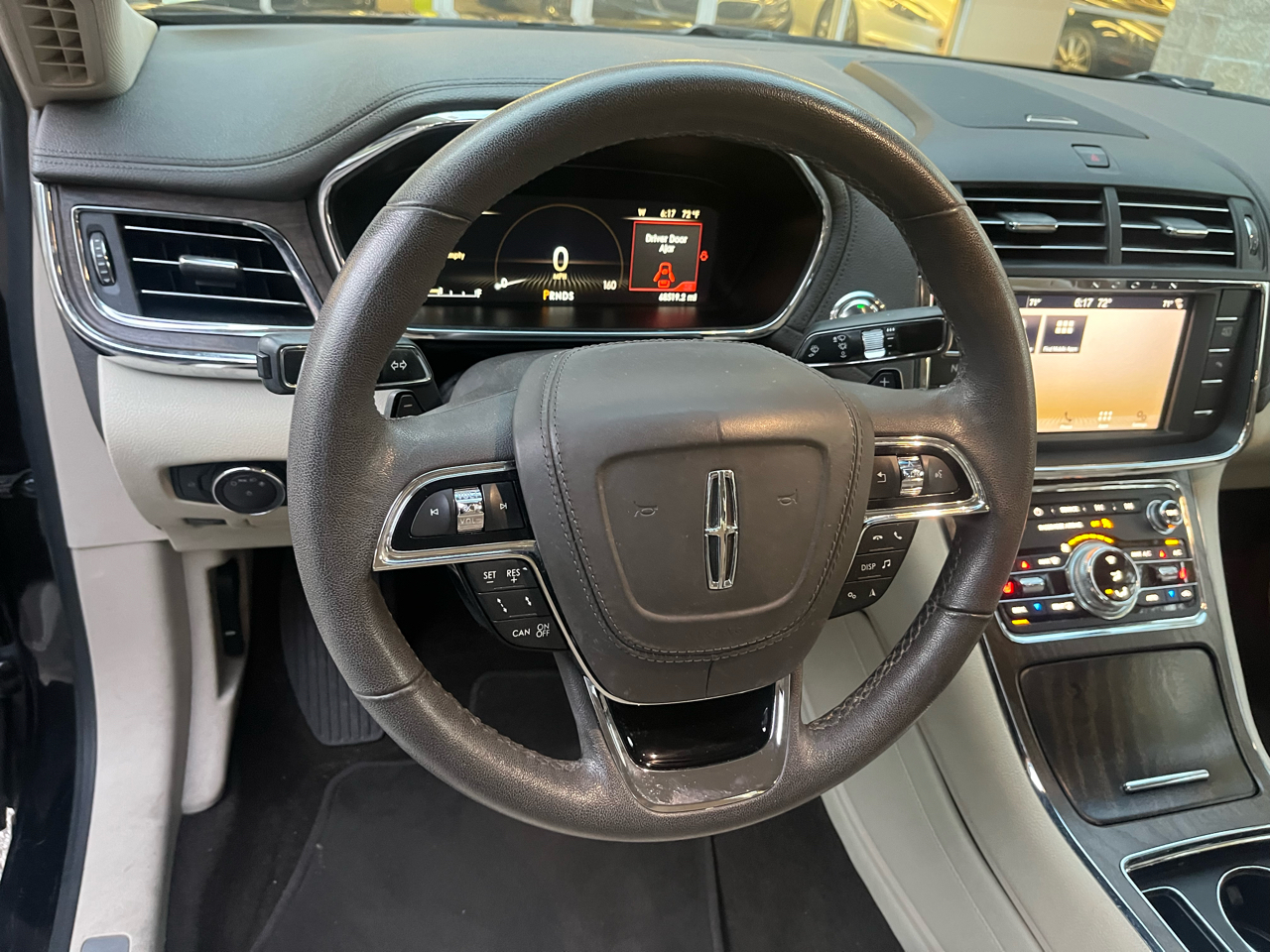 Lincoln Continental Standard FWD 2019