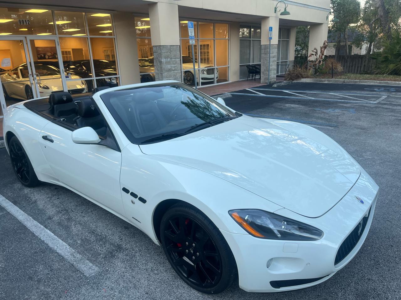 Maserati GranTurismo Convertible 4.7L 2017