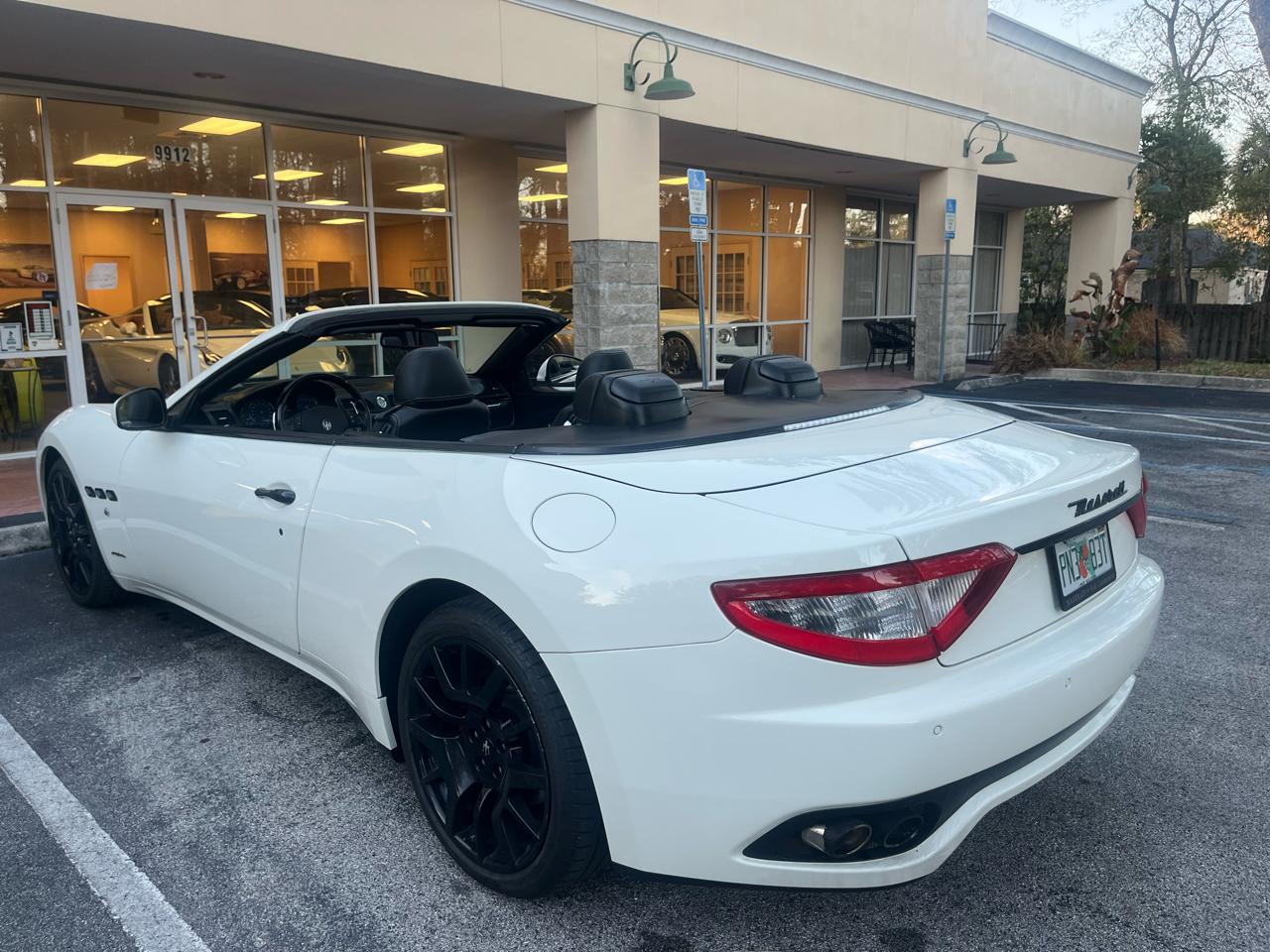 Maserati GranTurismo Convertible 4.7L 2017