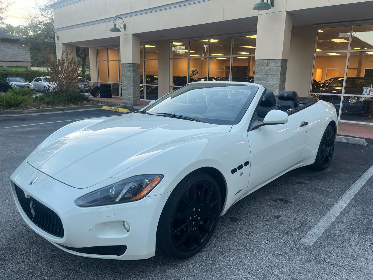 Maserati GranTurismo Convertible 4.7L 2017