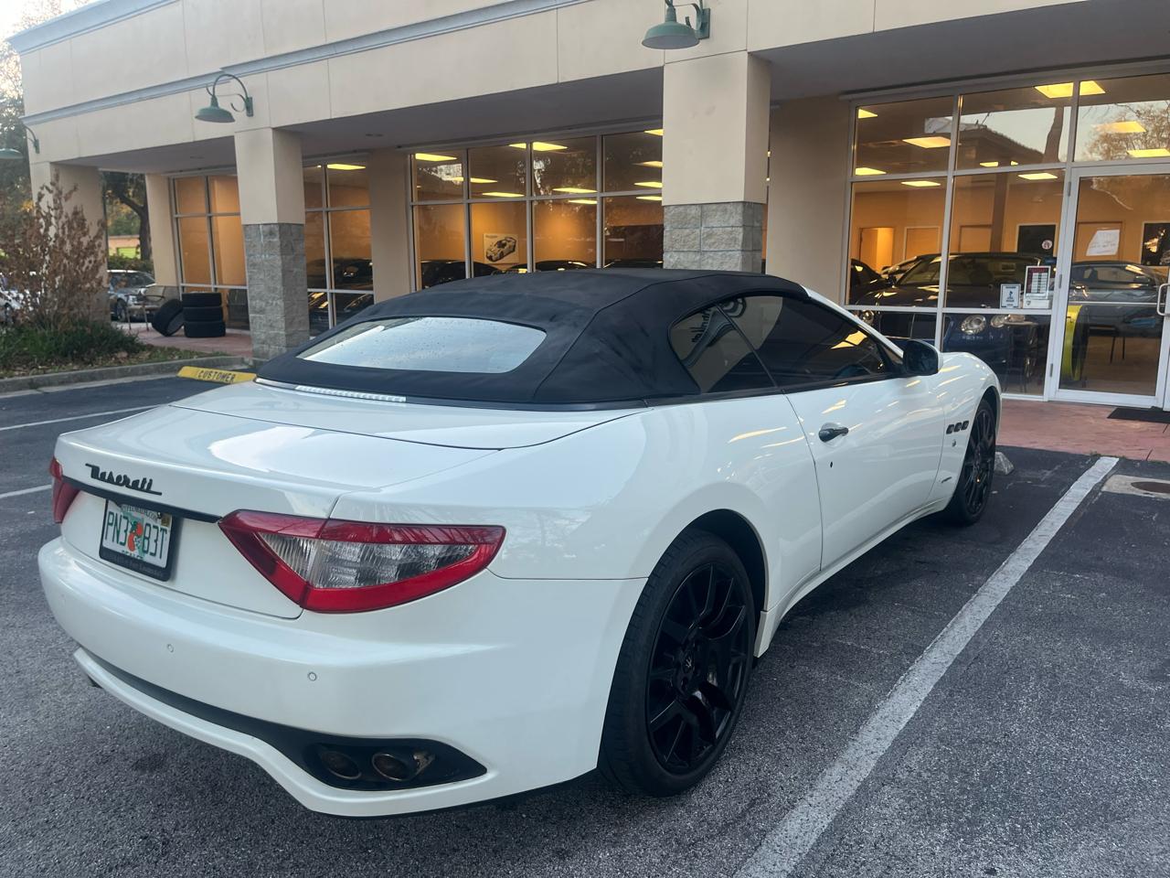 Maserati GranTurismo Convertible 4.7L 2017