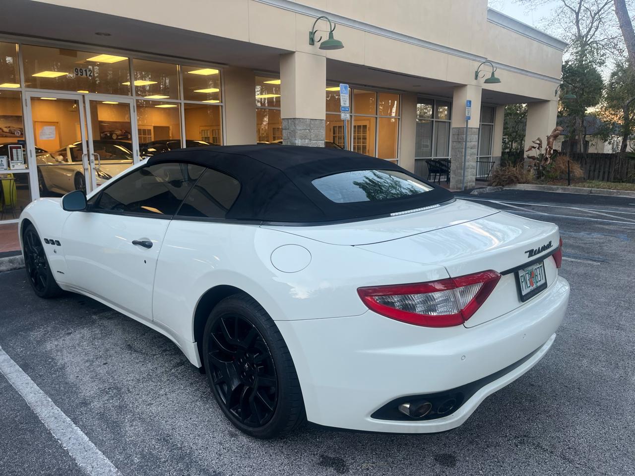 Maserati GranTurismo Convertible 4.7L 2017