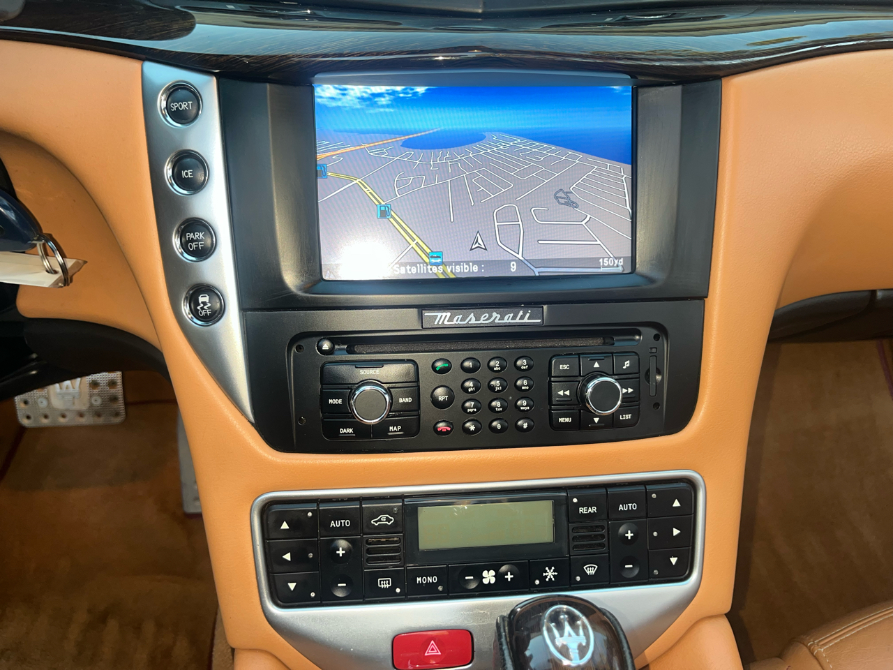 Maserati GranTurismo Convertible 2dr Conv GranTurismo Sport 2015