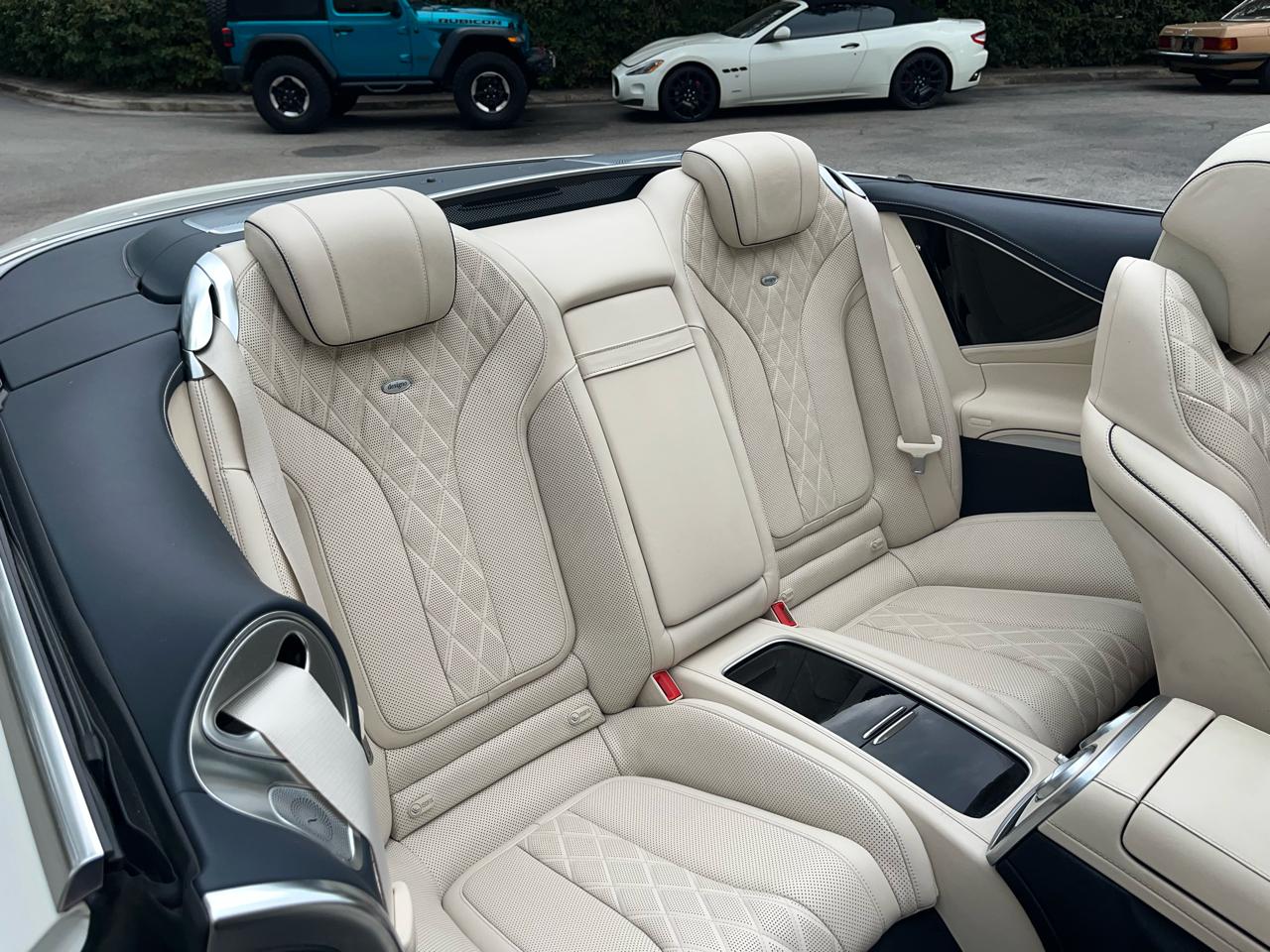 Mercedes-Benz GLS  2021