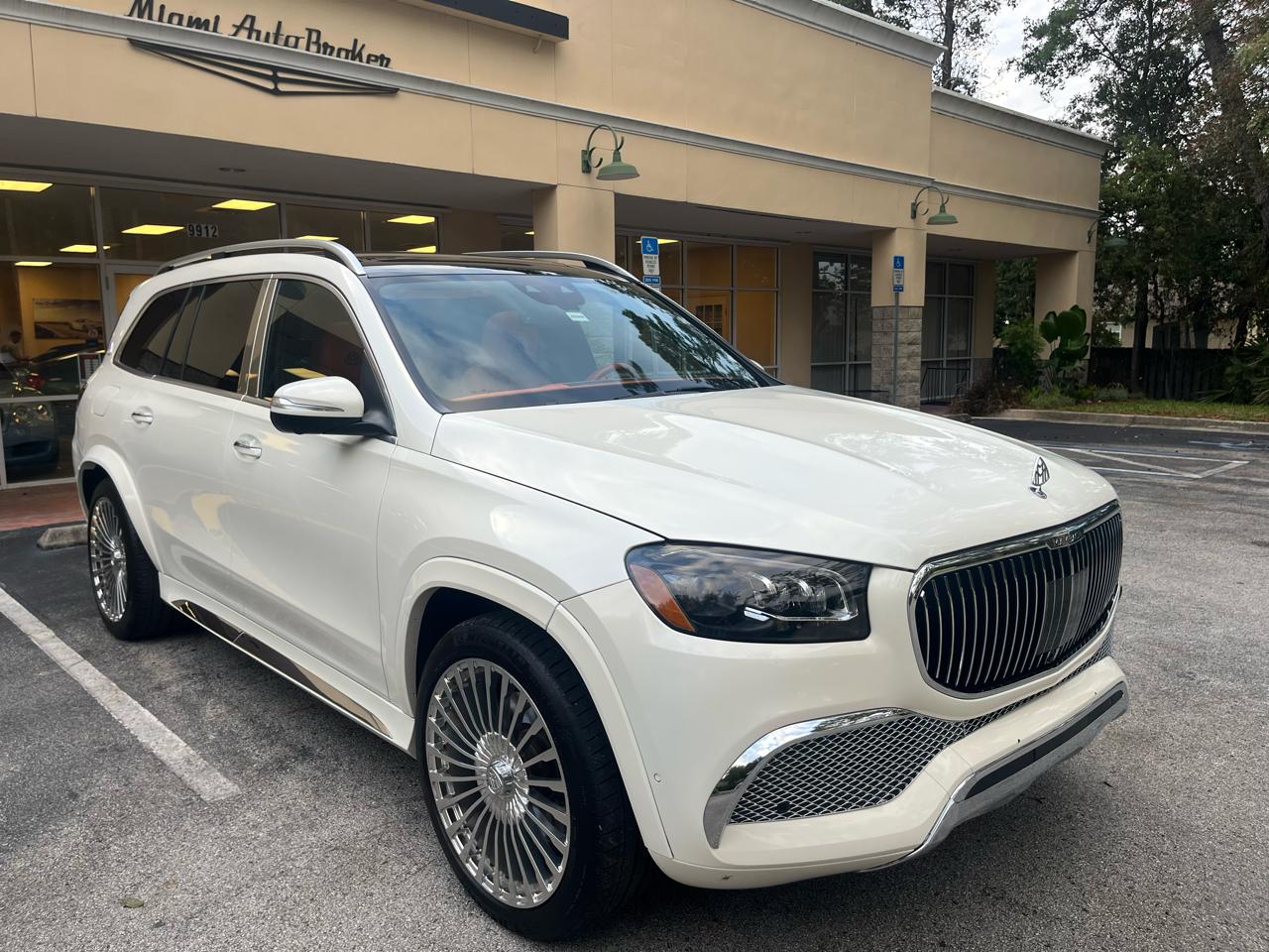 Mercedes-Benz GLS  2021