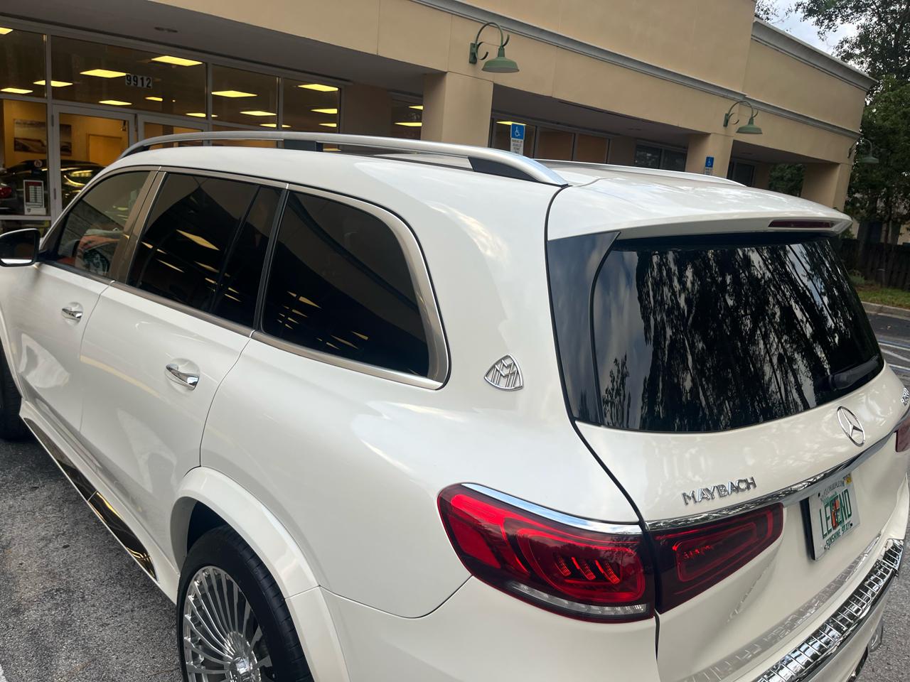 Mercedes-Benz GLS  2021