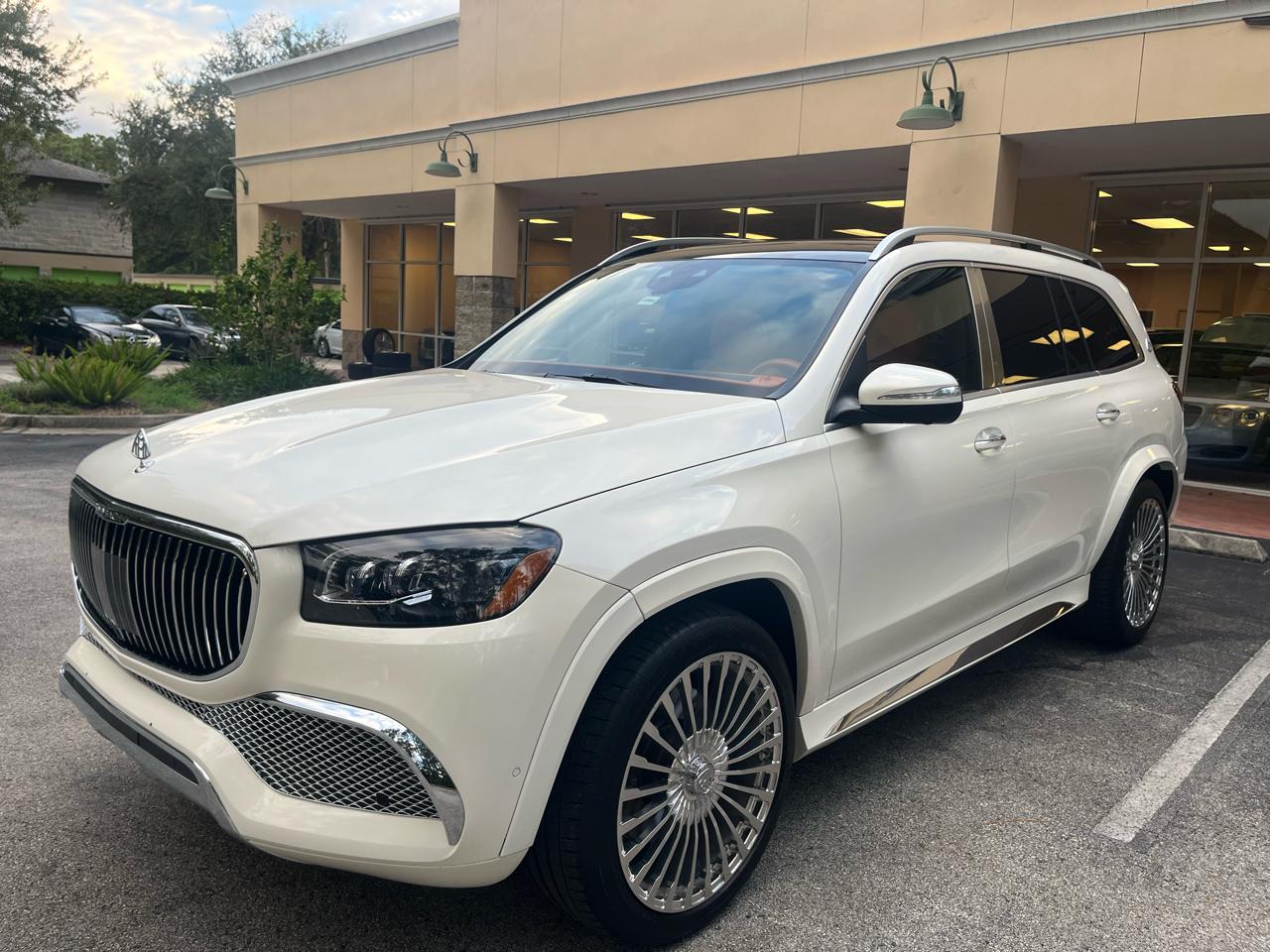 Mercedes-Benz GLS  2021