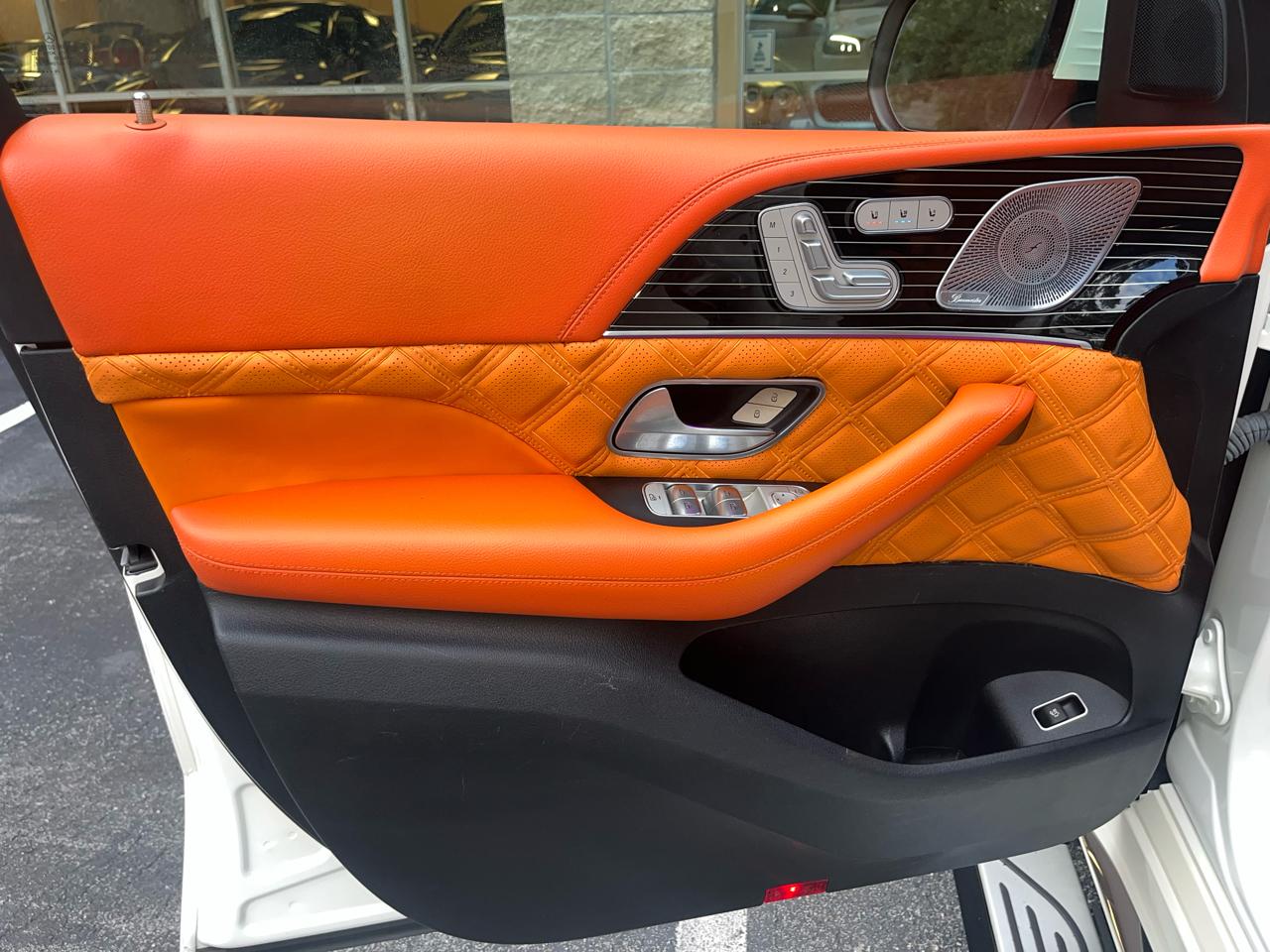 Mercedes-Benz GLS  2021