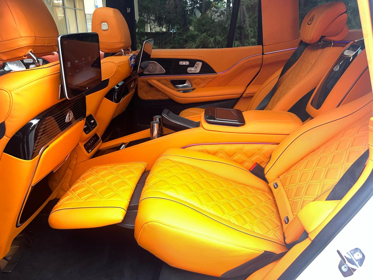 Mercedes-Benz GLS  2021