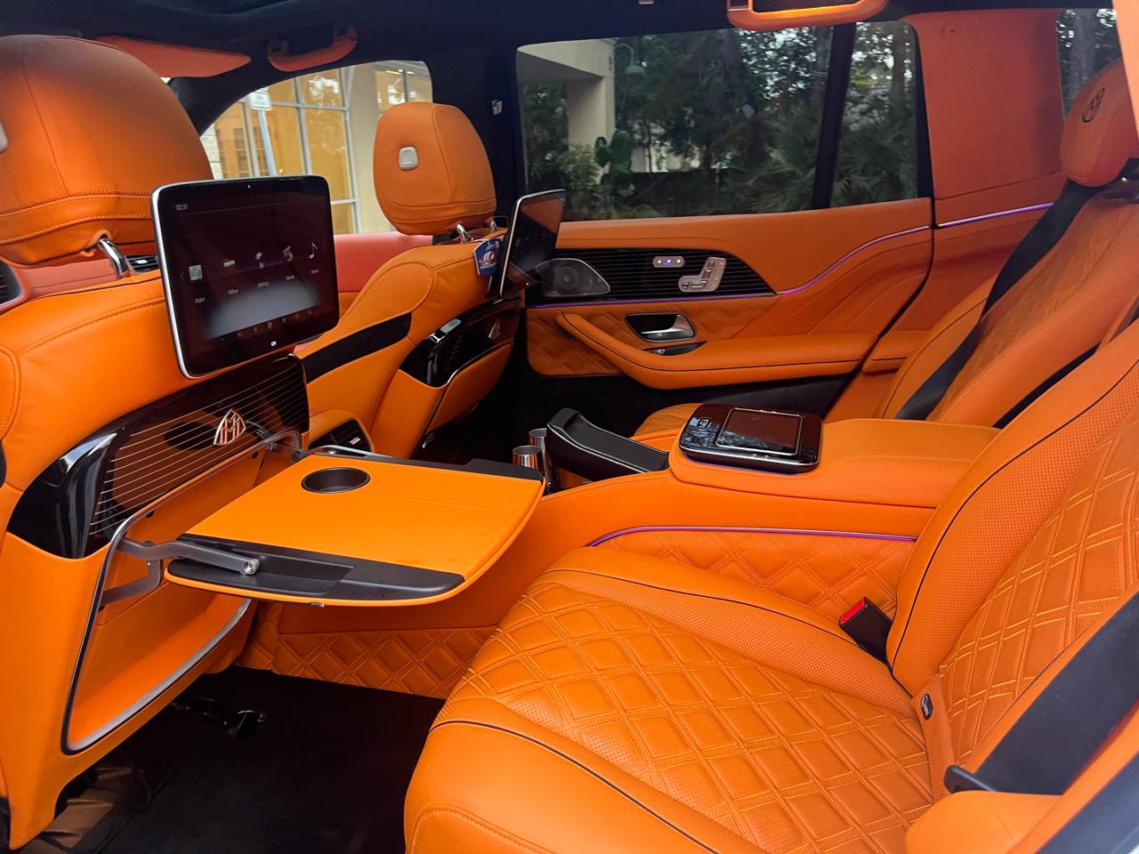 Mercedes-Benz GLS  2021