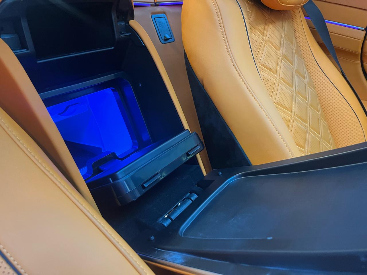 Mercedes-Benz GLS  2021