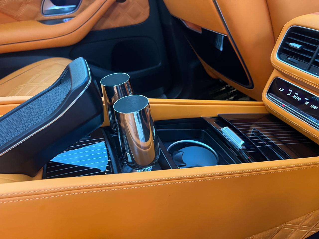 Mercedes-Benz GLS  2021