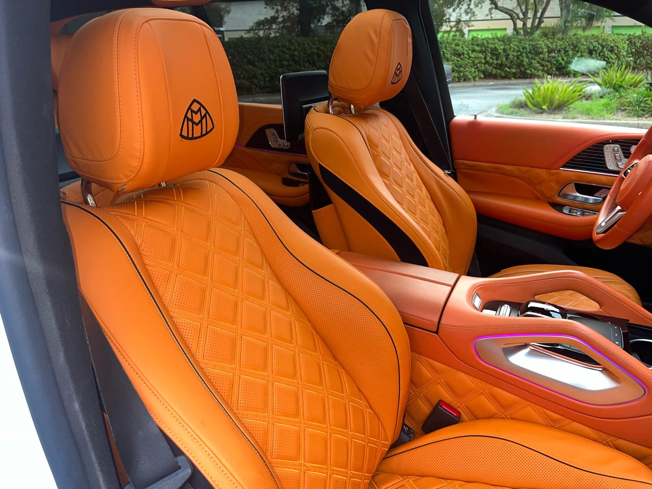 Mercedes-Benz GLS  2021