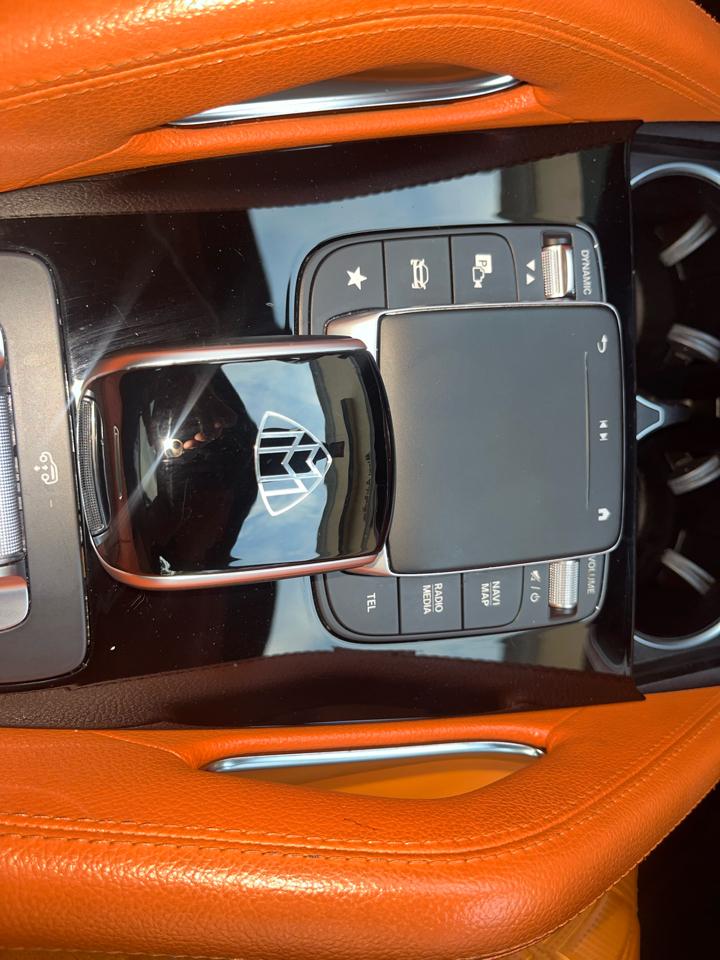 Mercedes-Benz GLS  2021