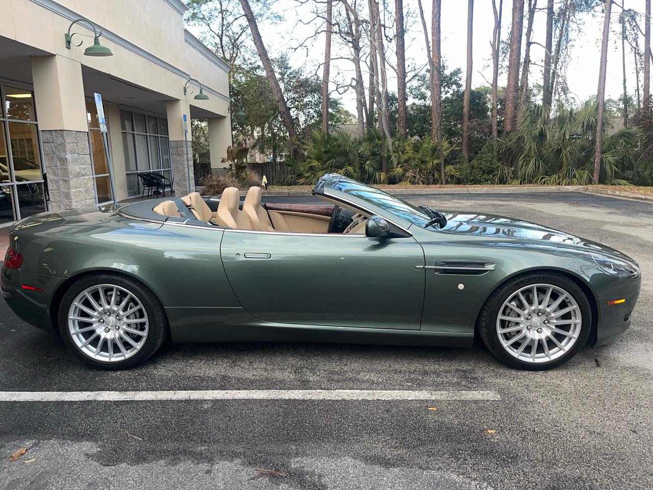 Aston Martin DB9 2dr Volante Auto 2006