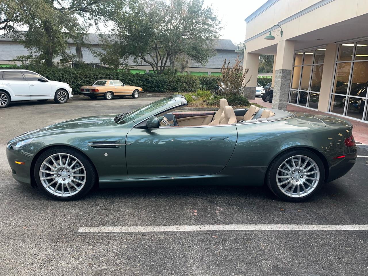 Aston Martin DB9 2dr Volante Auto 2006