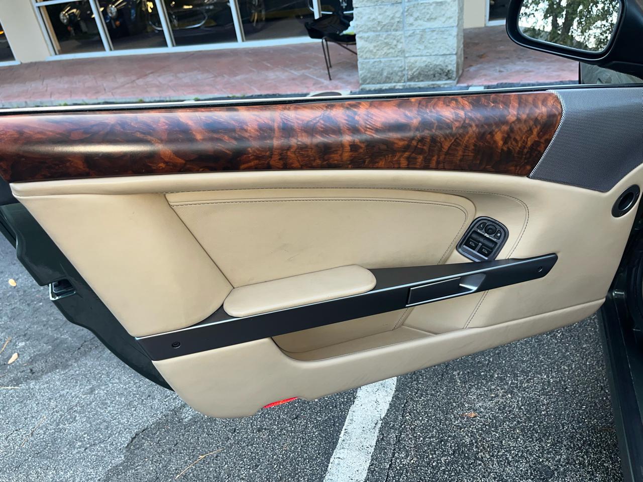 Aston Martin DB9 2dr Volante Auto 2006