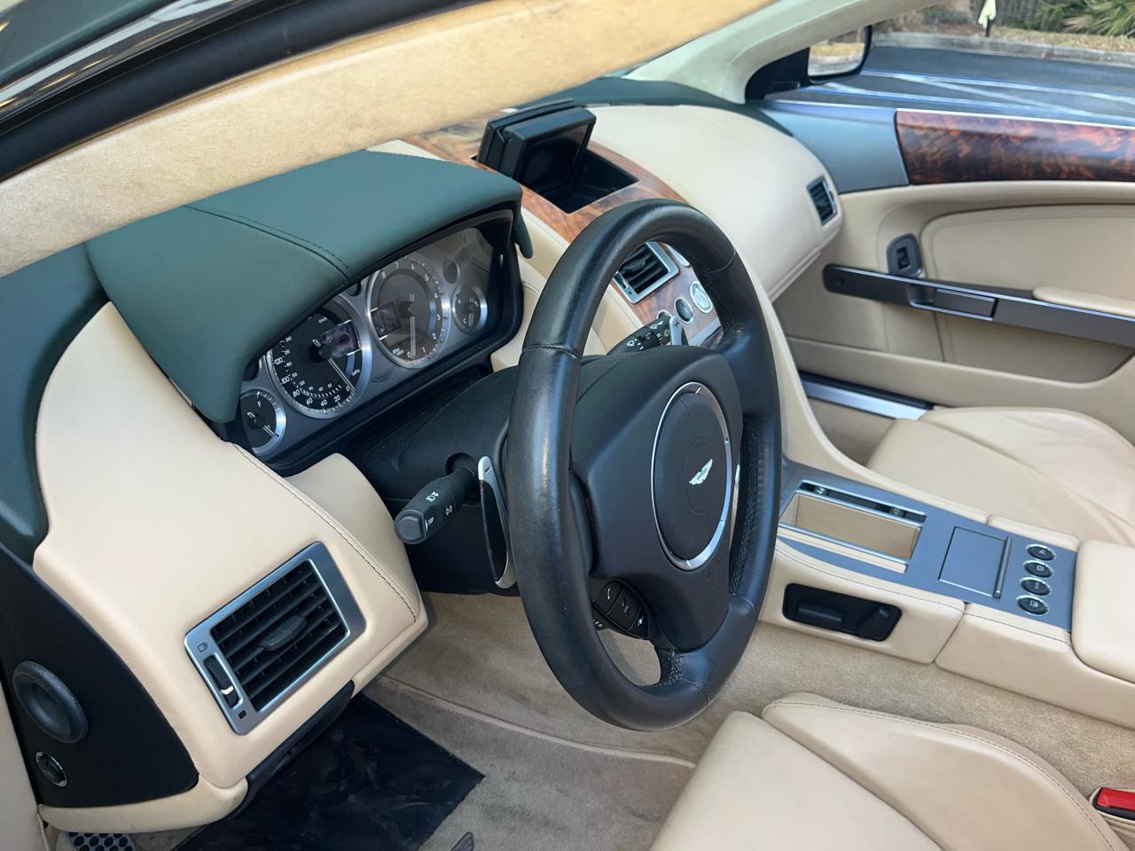 Aston Martin DB9 2dr Volante Auto 2006