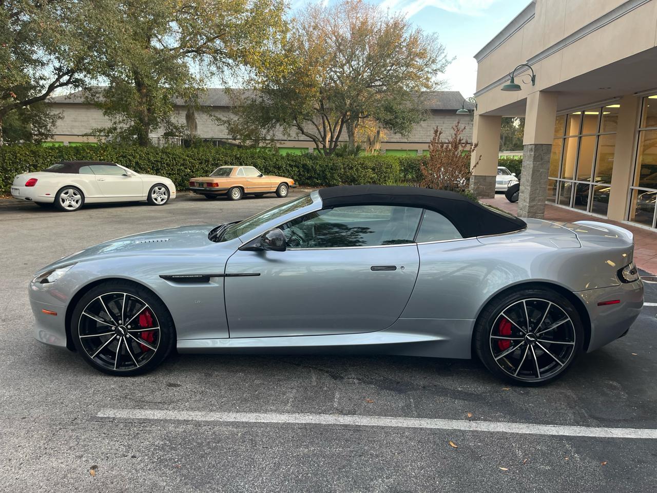 Aston Martin DB9 GT  2016