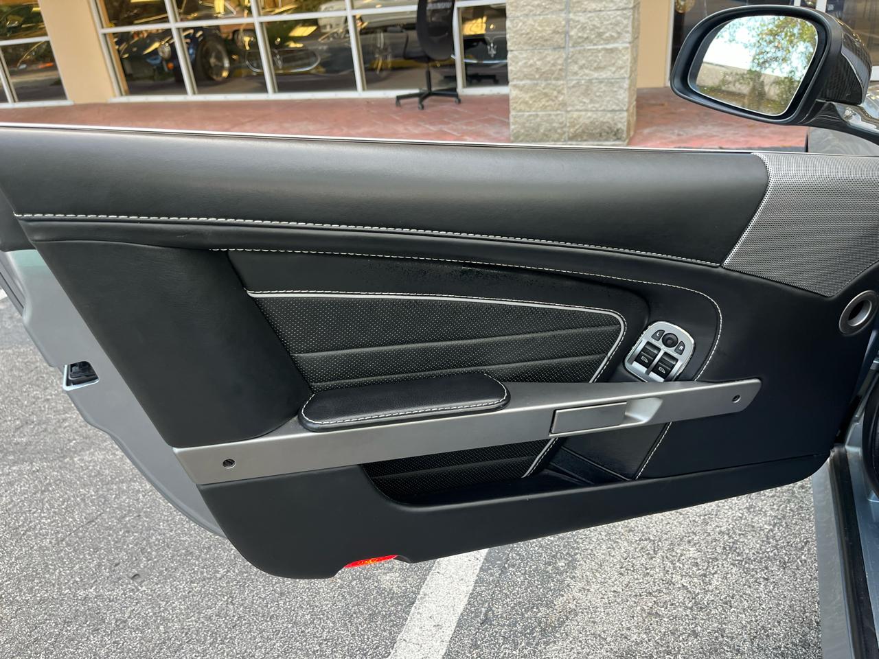 Aston Martin DB9 GT  2016