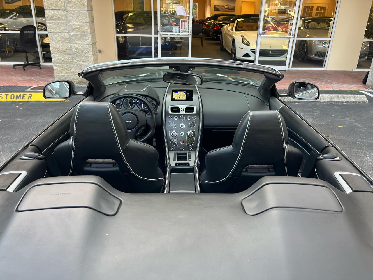 Aston Martin DB9 GT  2016