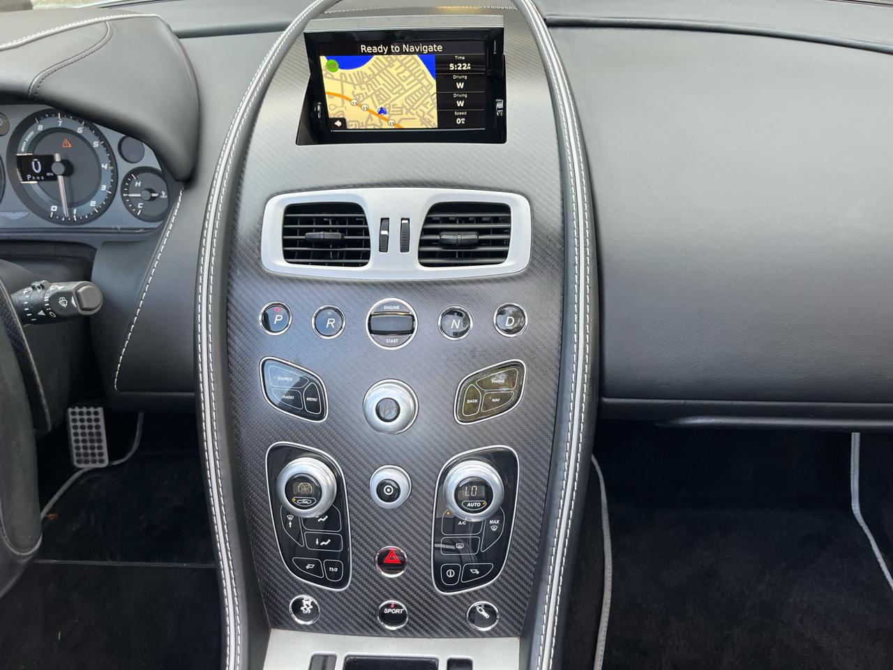 Aston Martin DB9 GT  2016