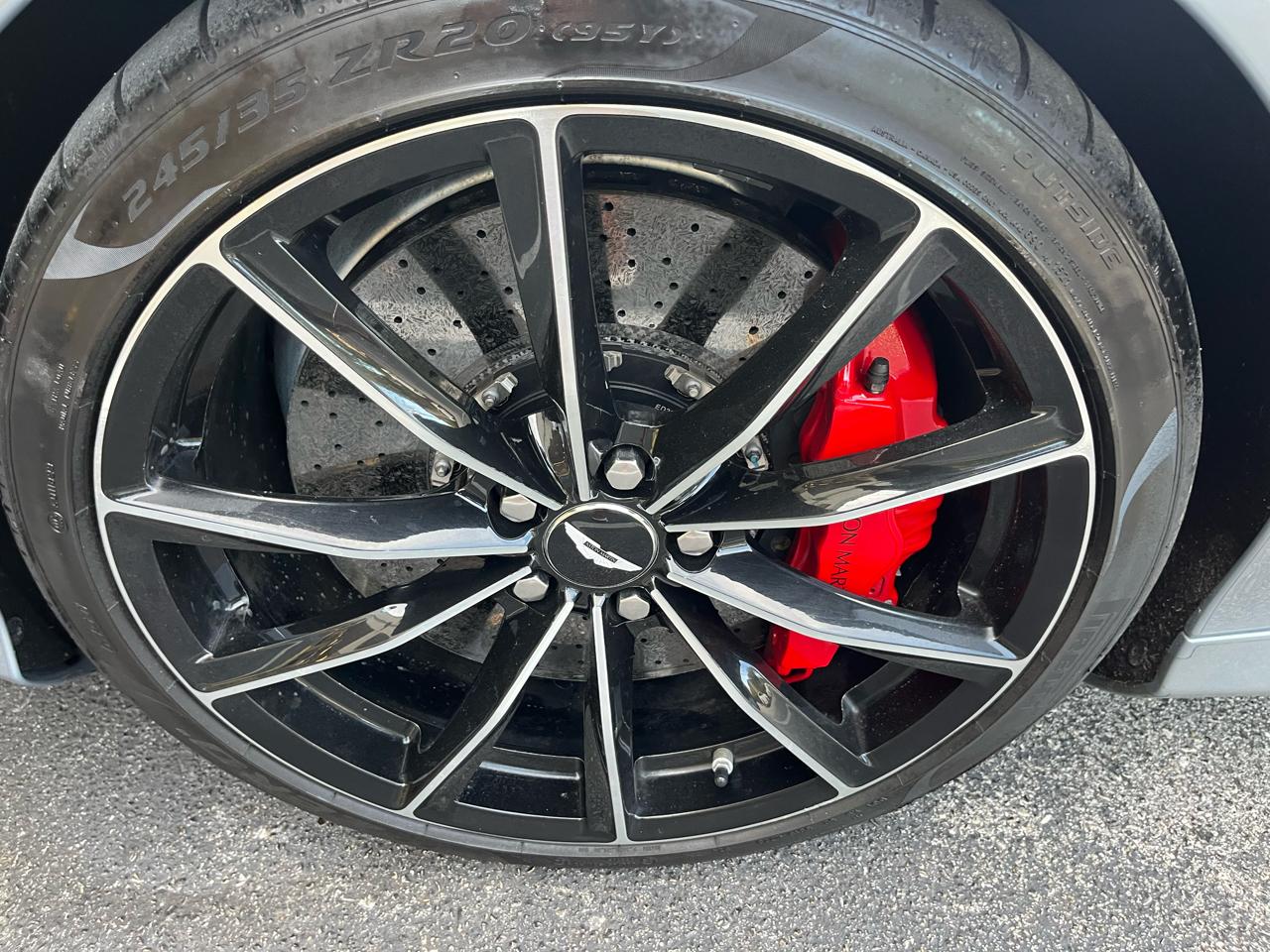 Aston Martin DB9 GT  2016