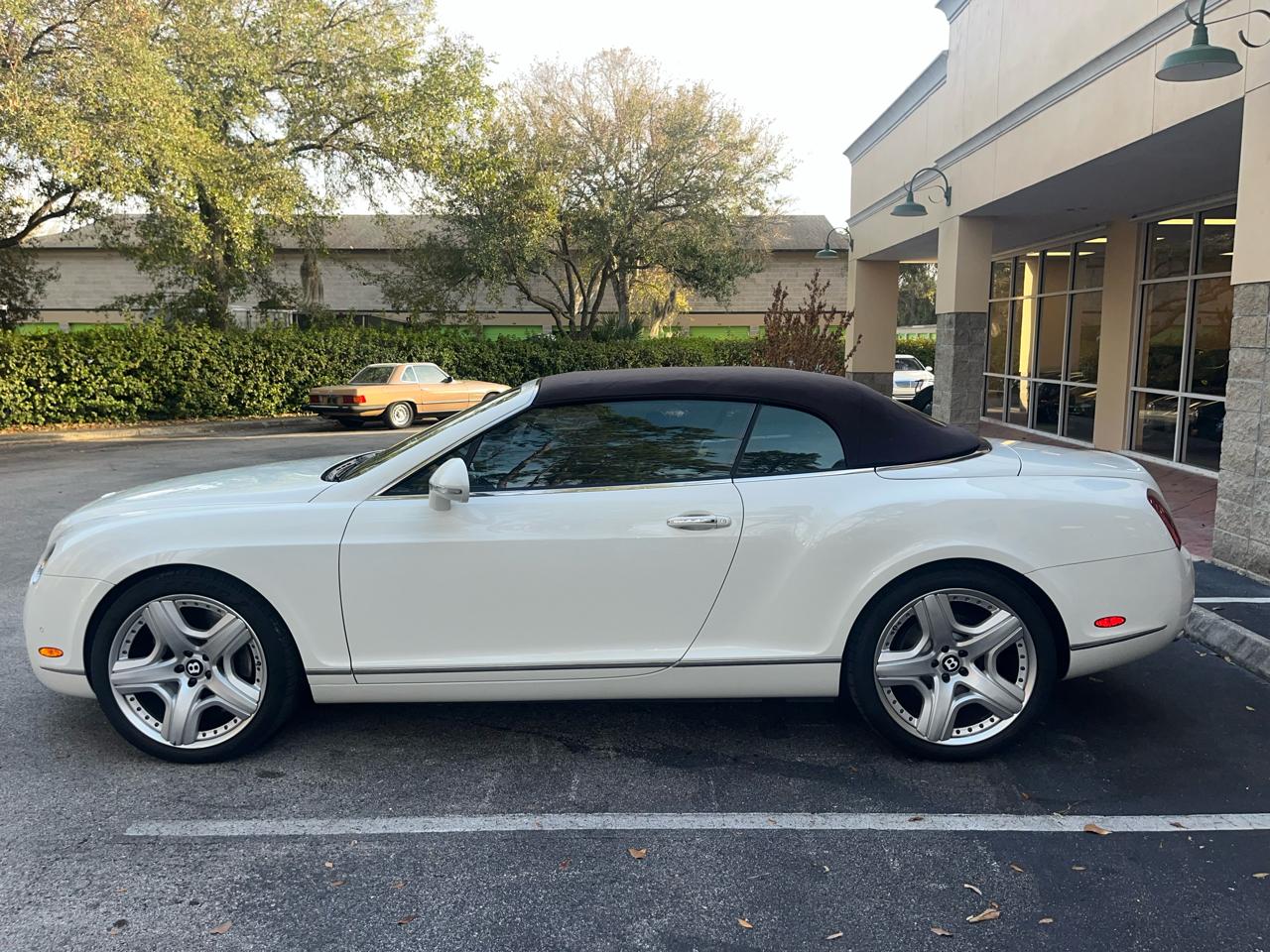 Bentley Continental GT 2dr Conv 2011