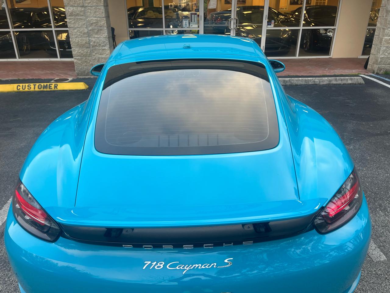 Porsche 718 Cayman S Coupe 2017