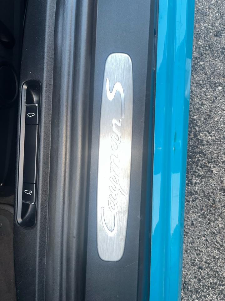 Porsche 718 Cayman S Coupe 2017