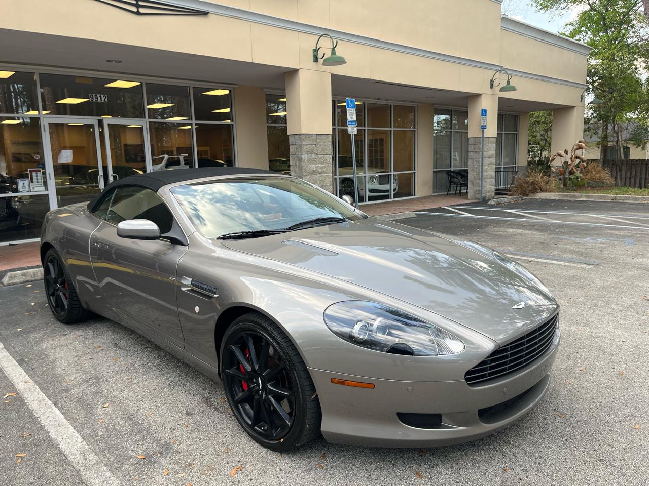 2009 Aston Martin DB9 Base