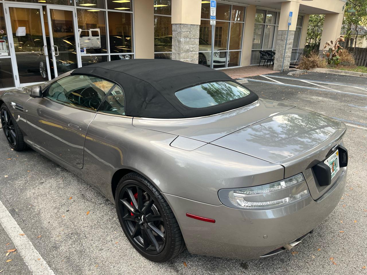Aston Martin DB9 2dr Volante Auto 2009