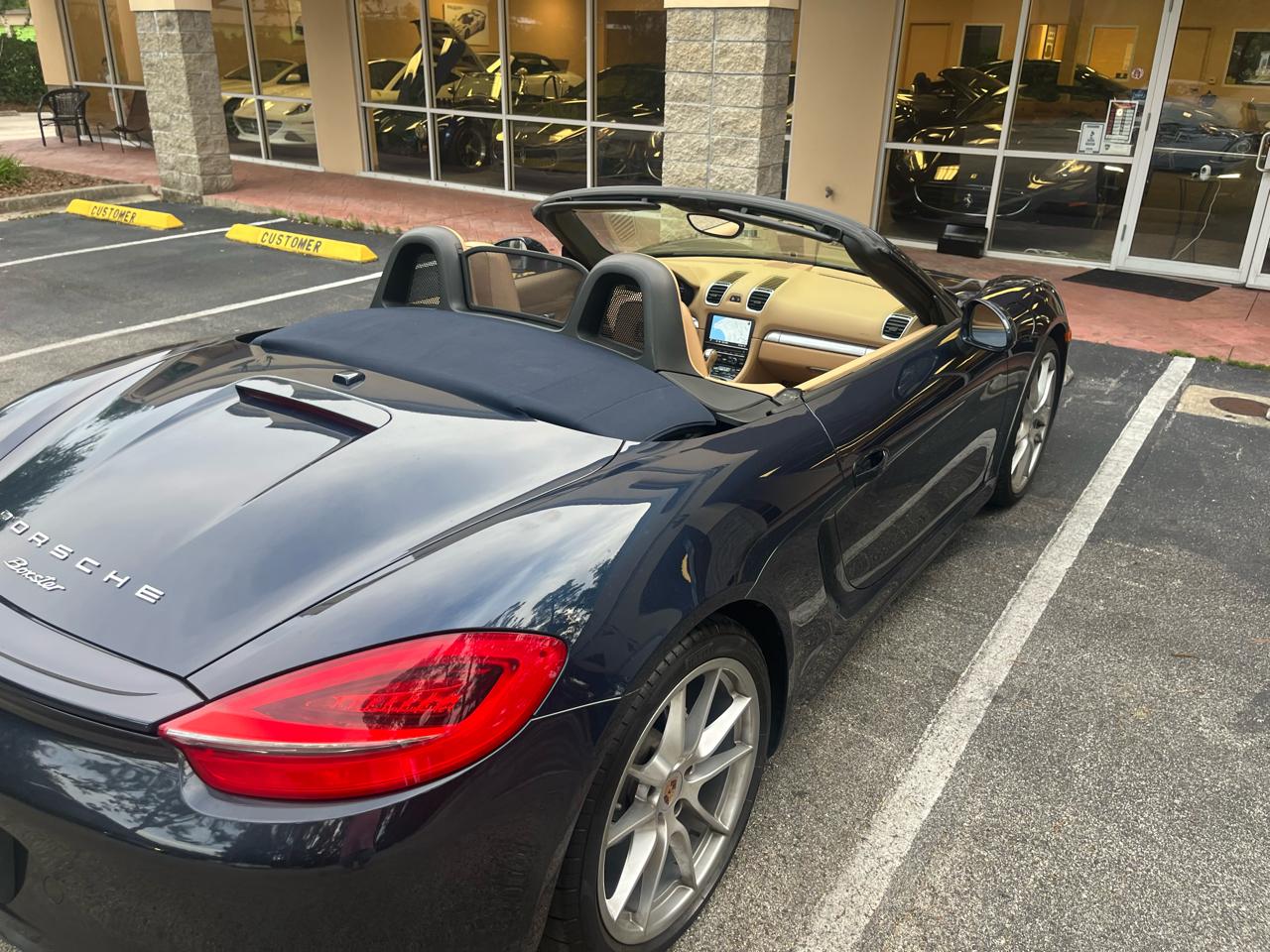 Porsche Boxster 2dr Roadster 2013