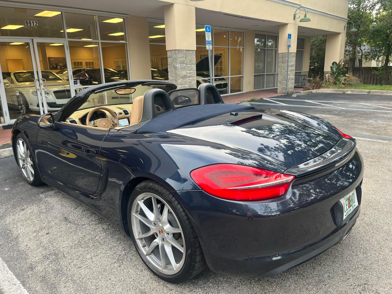 Porsche Boxster 2dr Roadster 2013