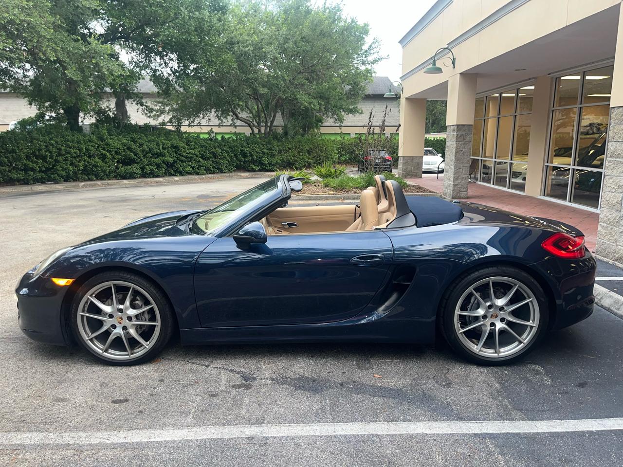 Porsche Boxster 2dr Roadster 2013