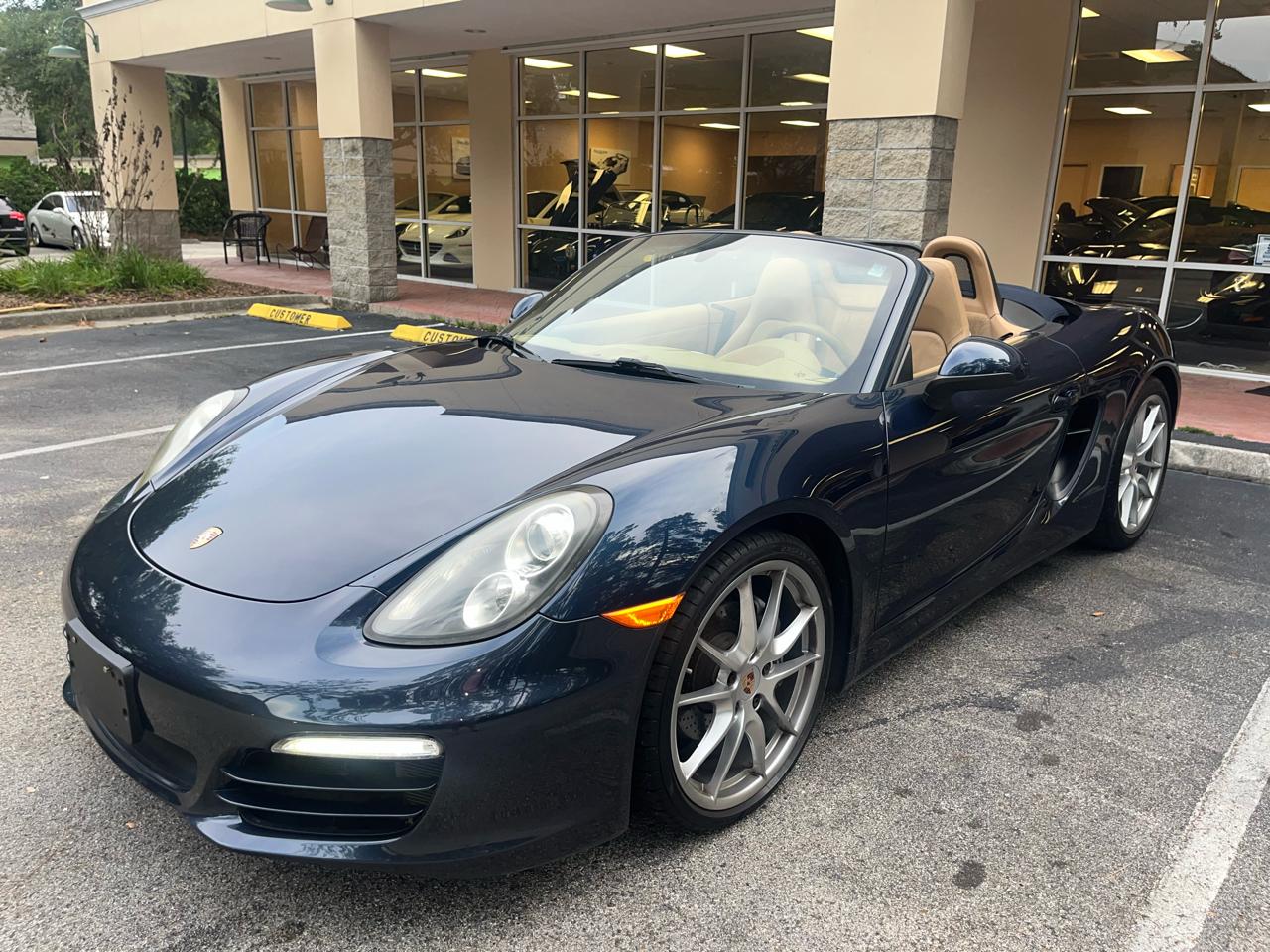 Porsche Boxster 2dr Roadster 2013