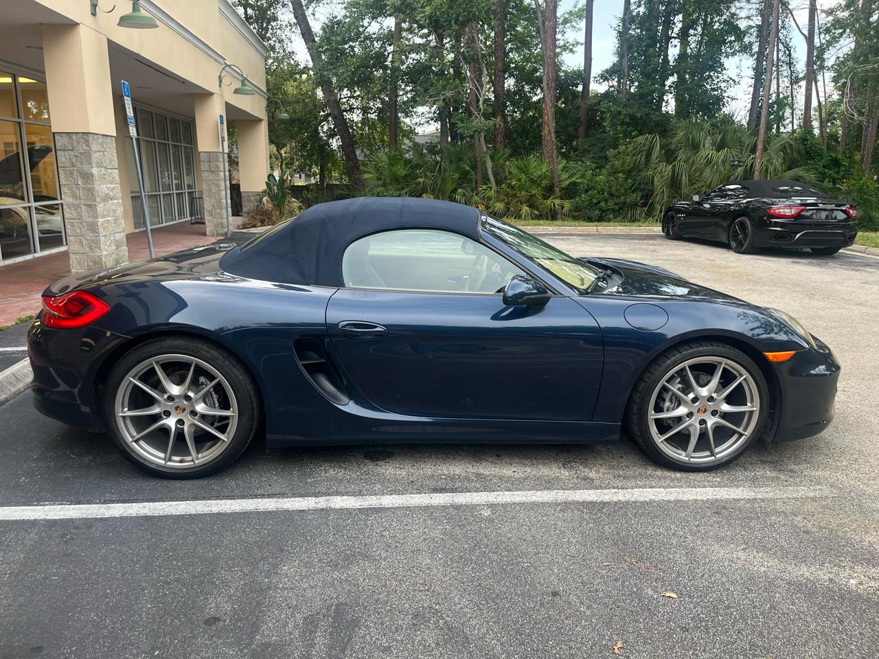Porsche Boxster 2dr Roadster 2013