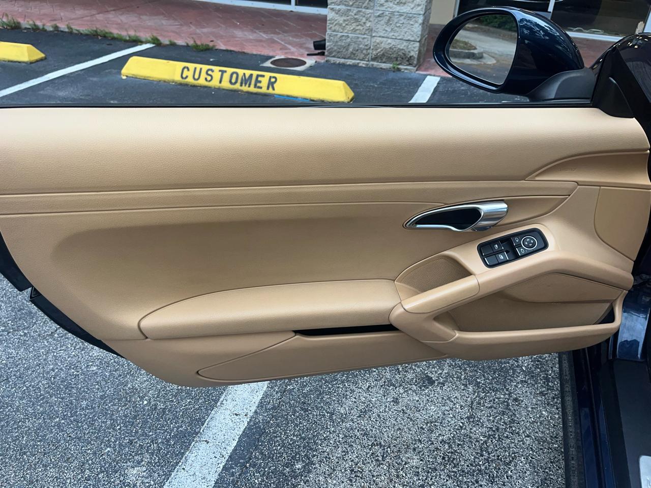 Porsche Boxster 2dr Roadster 2013