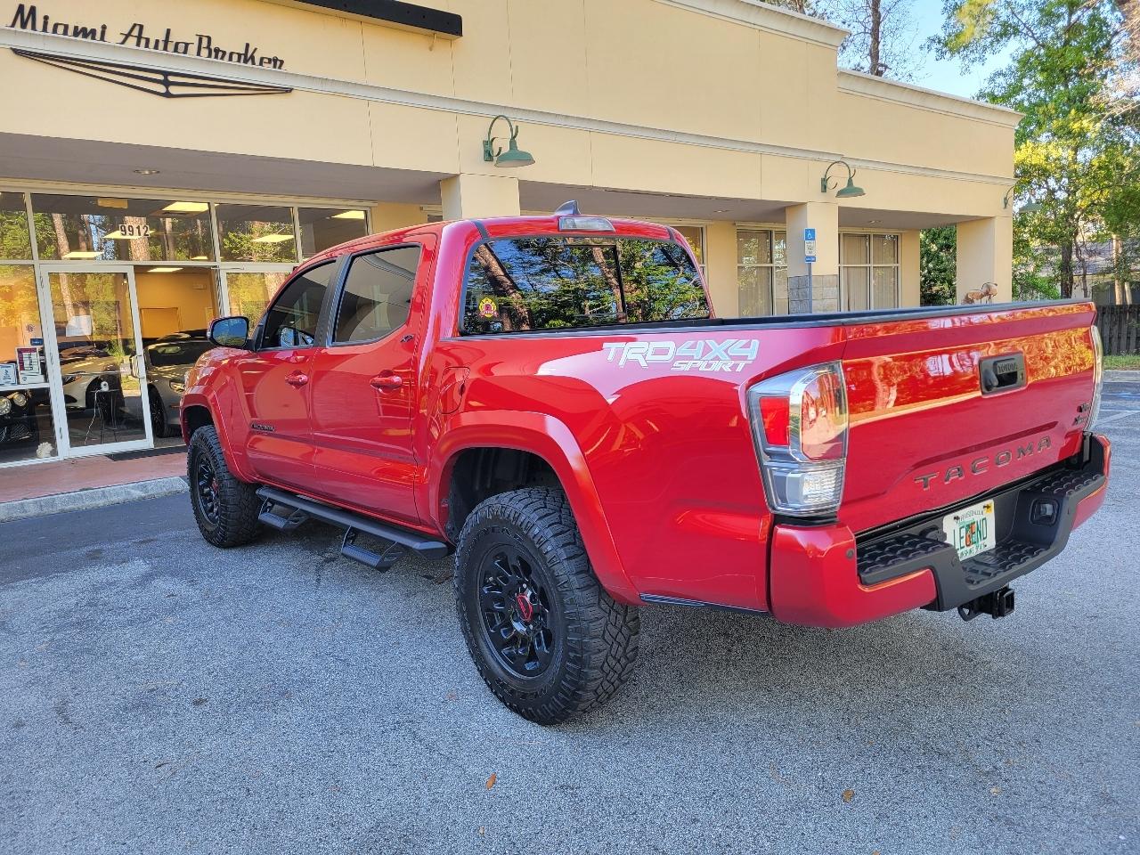 Toyota Tacoma 4WD TRD Off Road Double Cab 5' Bed V6 MT (Natl) 2022