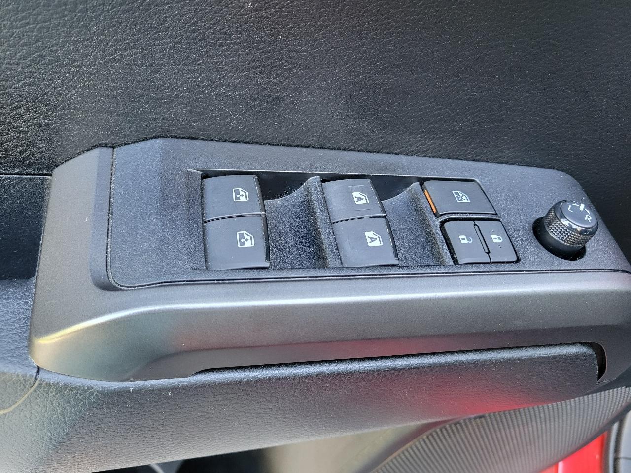 Toyota Tacoma 4WD TRD Off Road Double Cab 5' Bed V6 MT (Natl) 2022