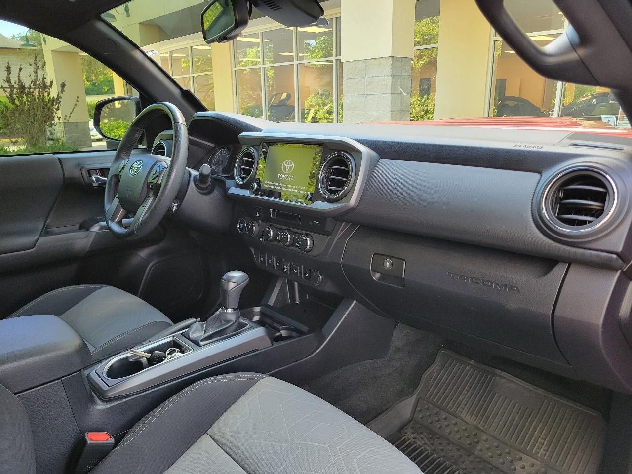 Toyota Tacoma 4WD TRD Off Road Double Cab 5' Bed V6 MT (Natl) 2022