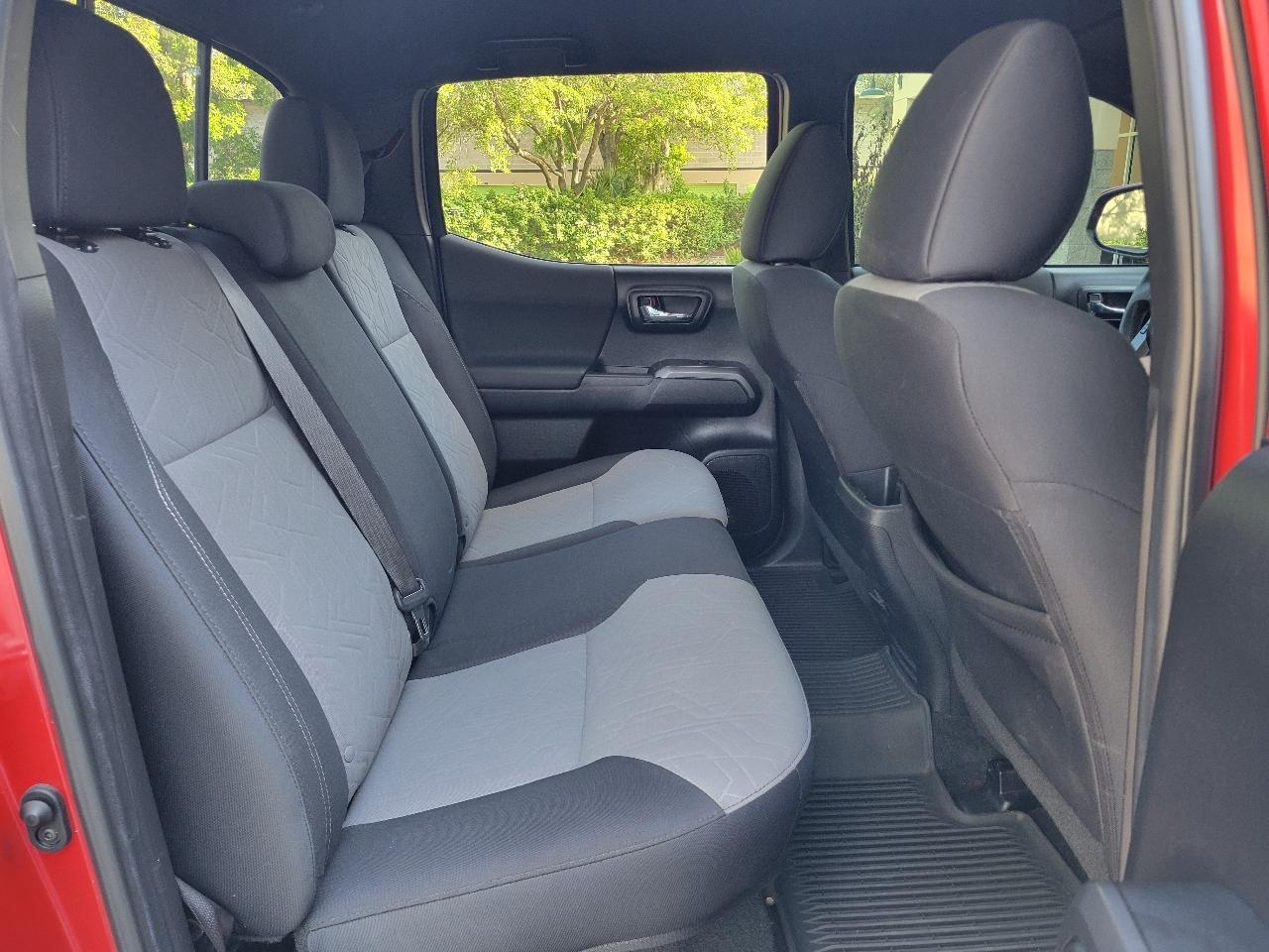 Toyota Tacoma 4WD TRD Off Road Double Cab 5' Bed V6 MT (Natl) 2022