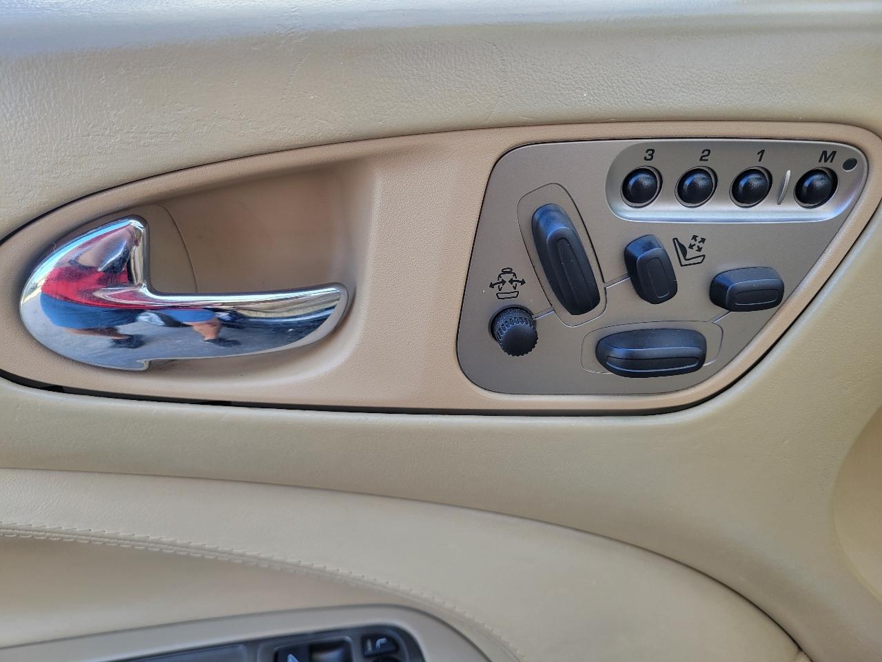 Jaguar XKR XKR Convertible 2007