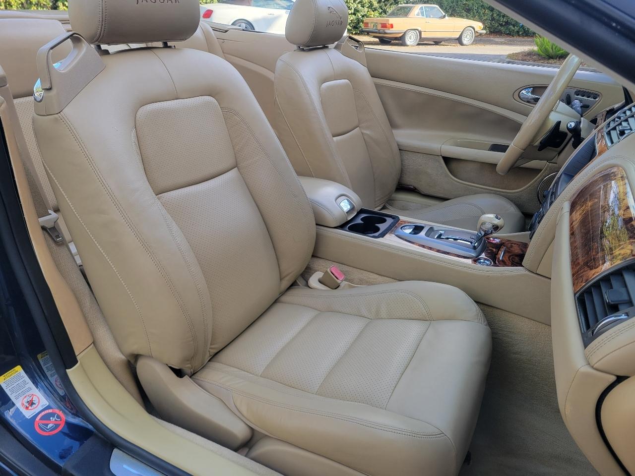 Jaguar XKR XKR Convertible 2007