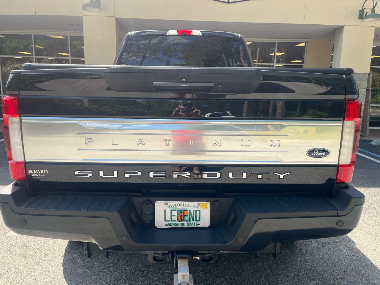 Ford Super Duty F-350 SRW Platinum 4WD Crew Cab 8' Box 2019