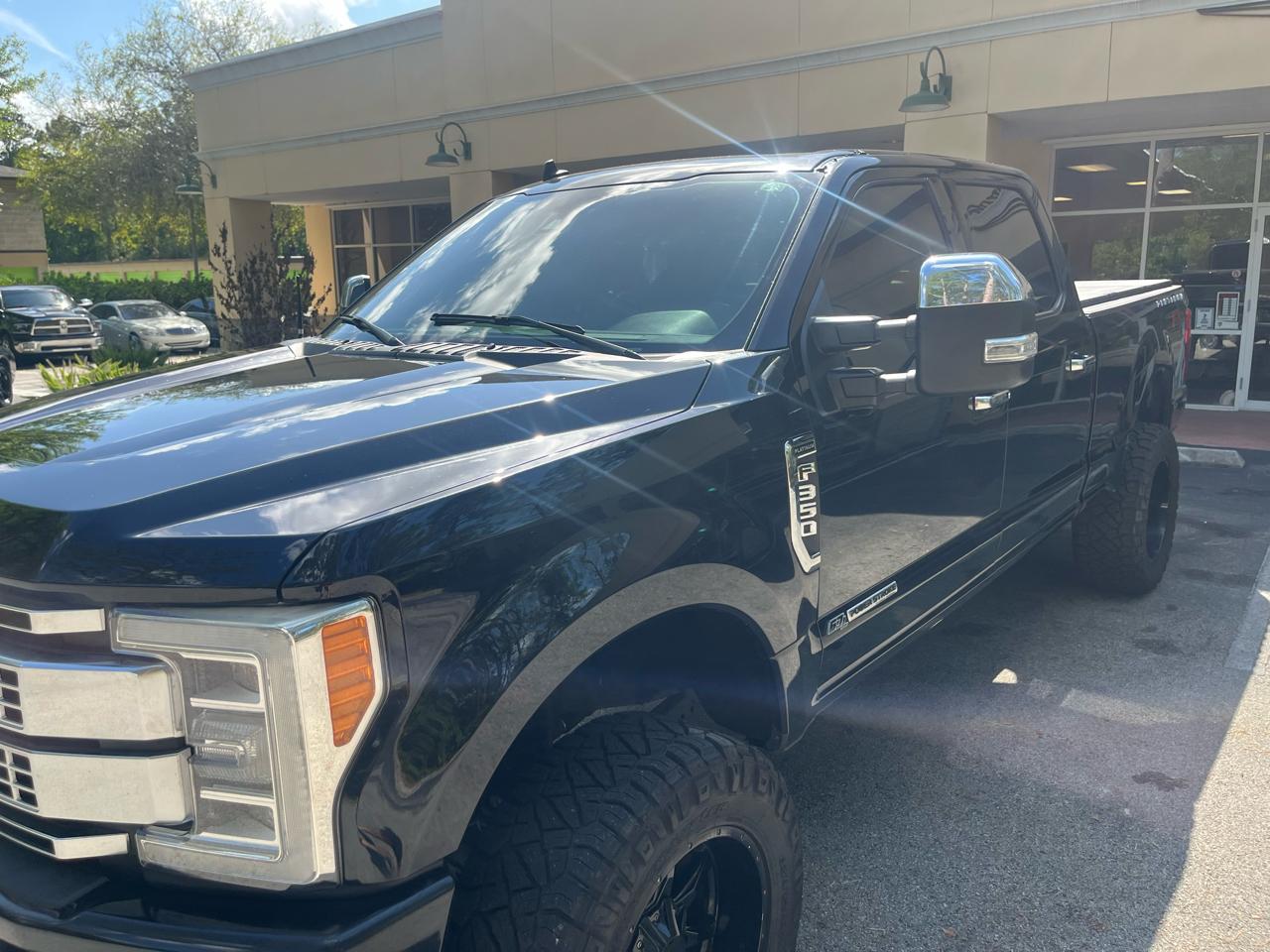 Ford Super Duty F-350 SRW Platinum 4WD Crew Cab 8' Box 2019