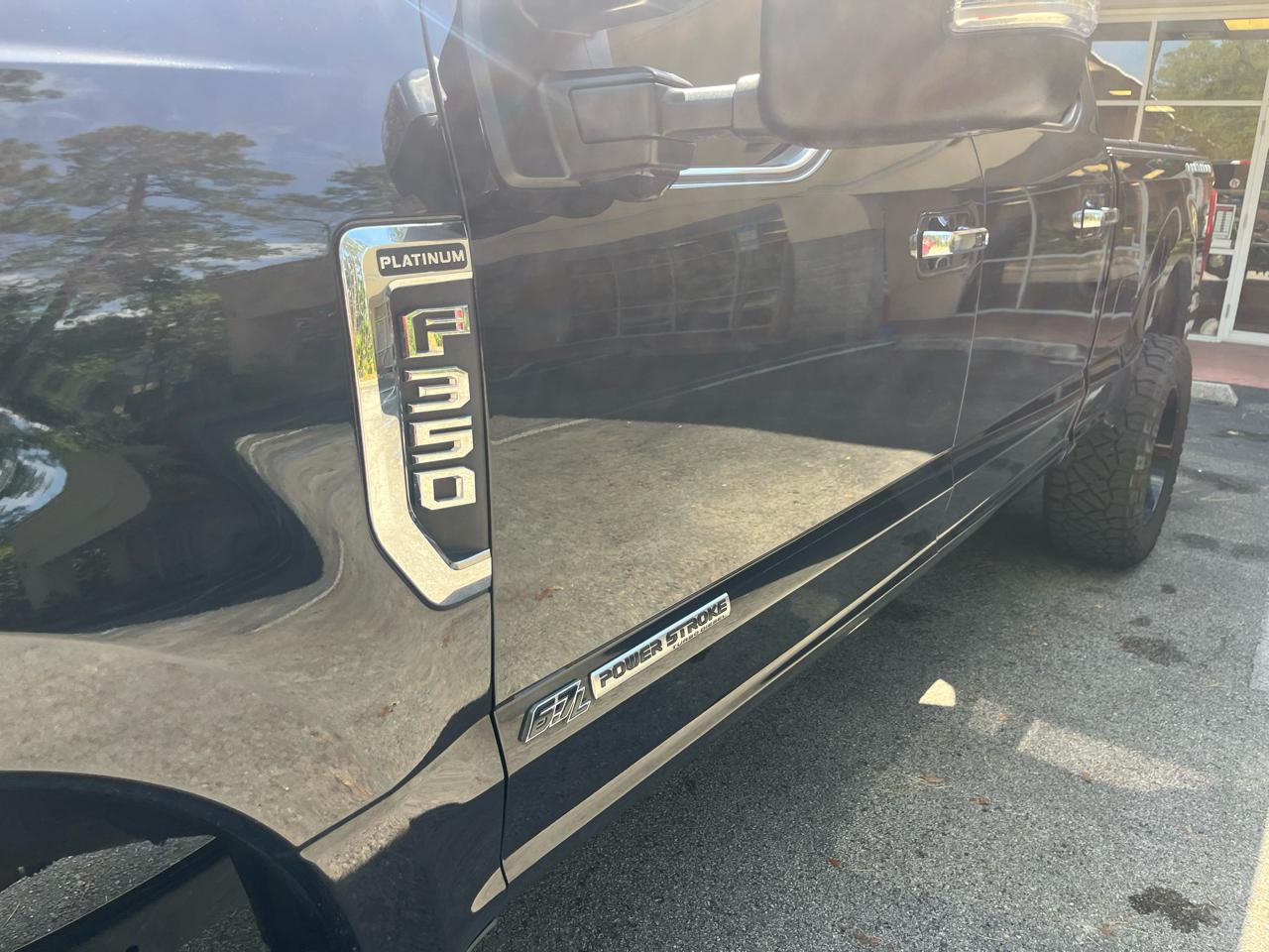 Ford Super Duty F-350 SRW Platinum 4WD Crew Cab 8' Box 2019