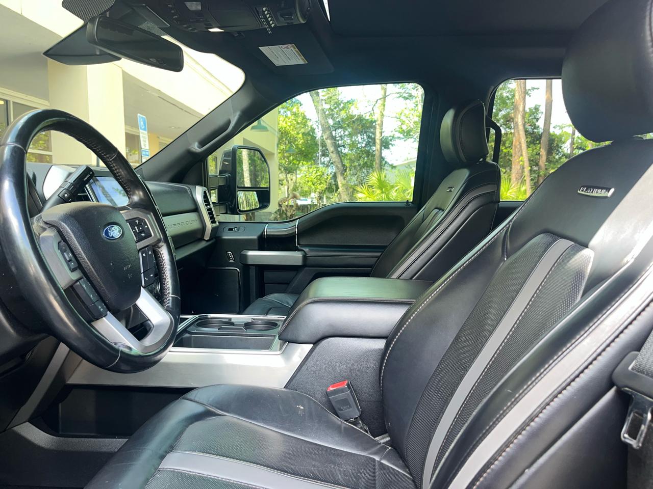 Ford Super Duty F-350 SRW Platinum 4WD Crew Cab 8' Box 2019