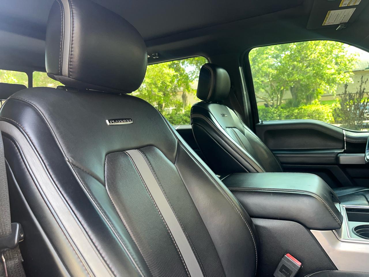 Ford Super Duty F-350 SRW Platinum 4WD Crew Cab 8' Box 2019