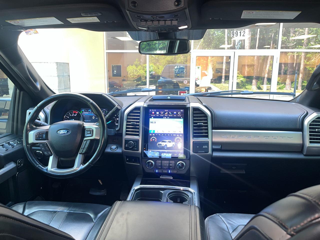 Ford Super Duty F-350 SRW Platinum 4WD Crew Cab 8' Box 2019